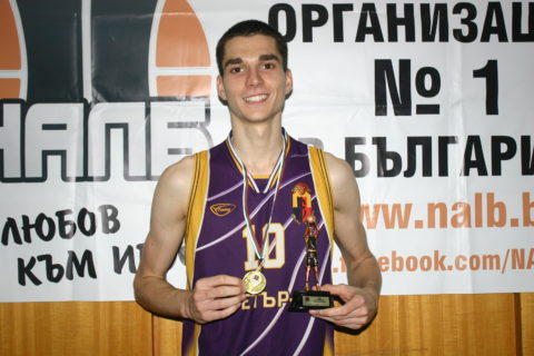 Евгени Василев